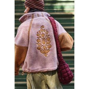 Mountain High Logo Half Zip Fleece